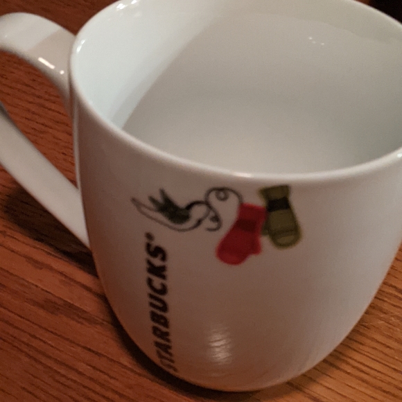 NWOT Starbucks Christmas Mug - Picture 6 of 6